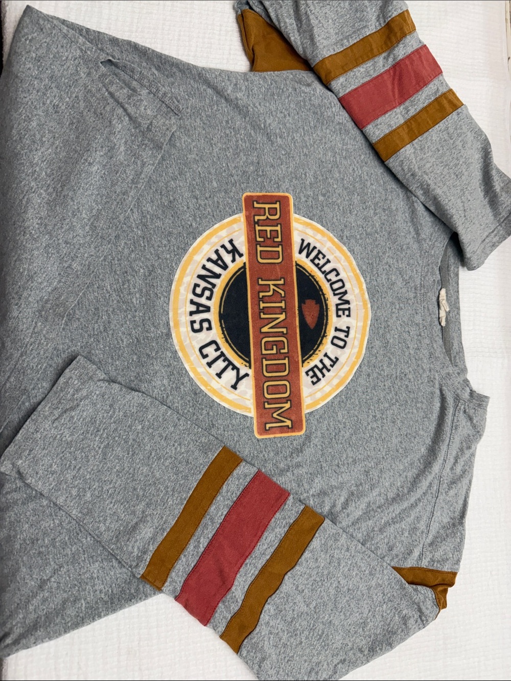 Red Kingdom Graphic Pullover - Heather Gray  Rust & Mustard Stripes. Size Med.